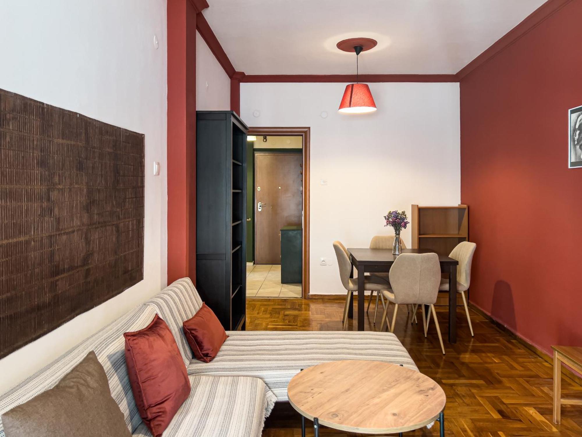 Homevision - Chic In The Thessaloniki